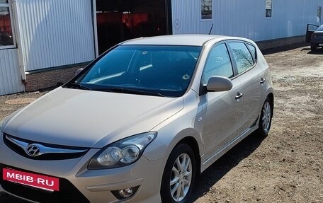 Hyundai i30 I, 2010 год, 785 000 рублей, 3 фотография