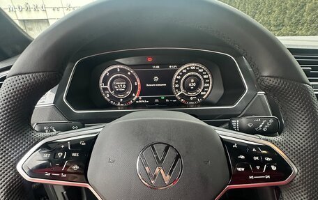 Volkswagen Tiguan II, 2017 год, 2 200 000 рублей, 2 фотография