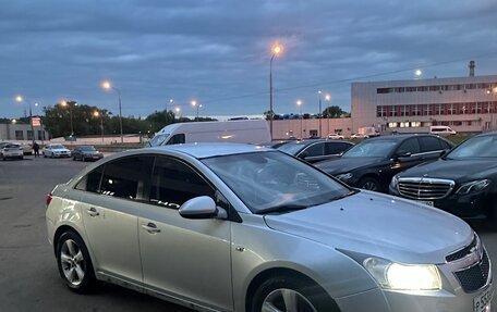 Chevrolet Cruze II, 2011 год, 520 000 рублей, 2 фотография