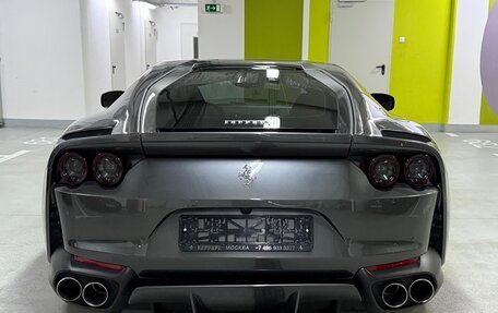 Ferrari 812, 2018 год, 31 500 000 рублей, 3 фотография