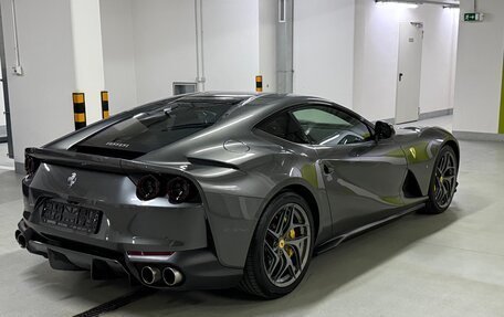 Ferrari 812, 2018 год, 31 500 000 рублей, 4 фотография