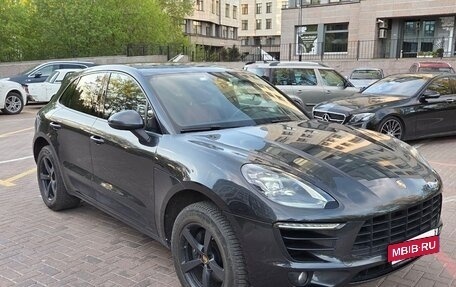 Porsche Macan I рестайлинг, 2018 год, 4 000 000 рублей, 3 фотография
