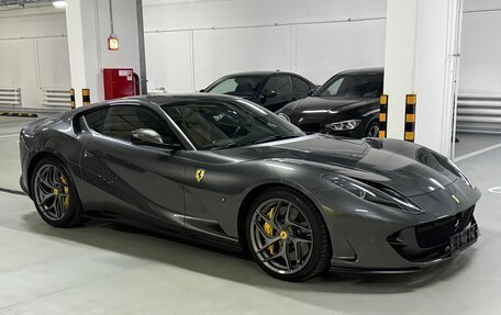Ferrari 812, 2018 год, 31 500 000 рублей, 5 фотография
