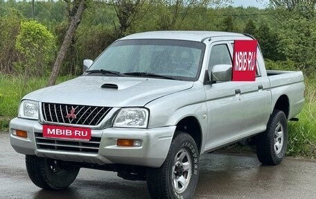 Mitsubishi L200 III рестайлинг, 2006 год, 1 000 000 рублей, 2 фотография