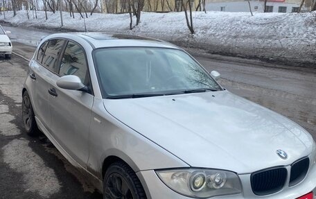 BMW 1 серия, 2006 год, 850 000 рублей, 2 фотография