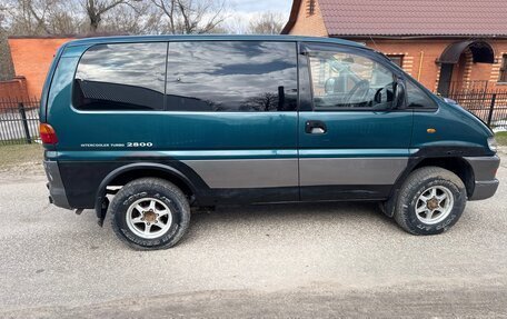 Mitsubishi Delica IV, 1997 год, 780 000 рублей, 5 фотография