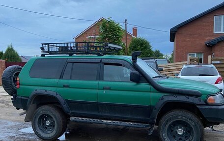Mitsubishi Pajero Sport II рестайлинг, 2002 год, 1 400 000 рублей, 2 фотография