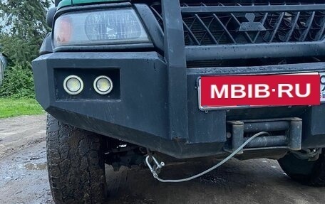 Mitsubishi Pajero Sport II рестайлинг, 2002 год, 1 400 000 рублей, 5 фотография