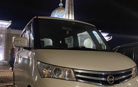 Nissan Roox, 2011 год, 749 000 рублей, 2 фотография