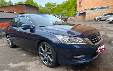 Honda Accord IX рестайлинг, 2013 год, 1 800 000 рублей, 3 фотография