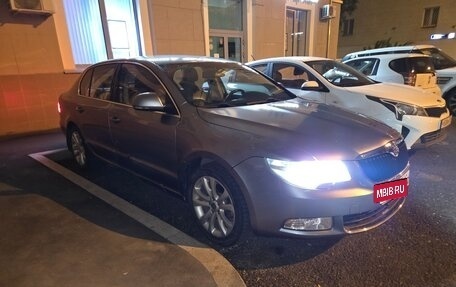 Skoda Superb III рестайлинг, 2011 год, 900 000 рублей, 5 фотография