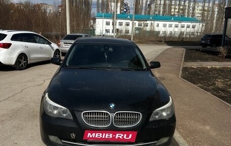 BMW 5 серия, 2008 год, 550 000 рублей, 2 фотография