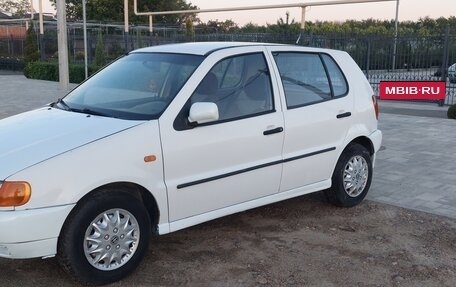 Volkswagen Polo III рестайлинг, 1997 год, 217 000 рублей, 2 фотография