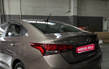 Hyundai Solaris II рестайлинг, 2018 год, 1 350 000 рублей, 5 фотография