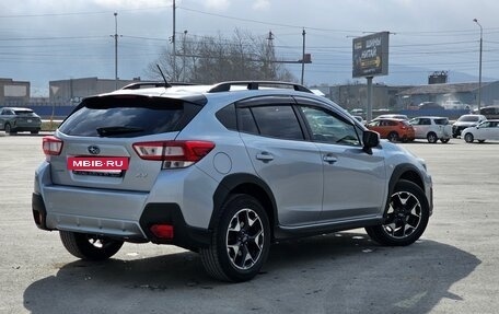 Subaru XV II, 2018 год, 1 600 000 рублей, 3 фотография