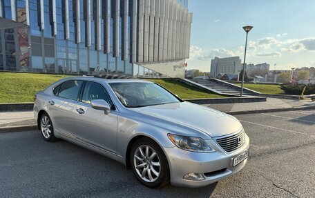 Lexus LS IV, 2008 год, 1 890 000 рублей, 4 фотография