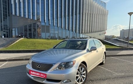 Lexus LS IV, 2008 год, 1 890 000 рублей, 2 фотография