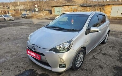 Toyota Aqua I, 2013 год, 750 000 рублей, 1 фотография