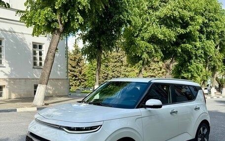 KIA Soul III, 2021 год, 2 380 000 рублей, 1 фотография