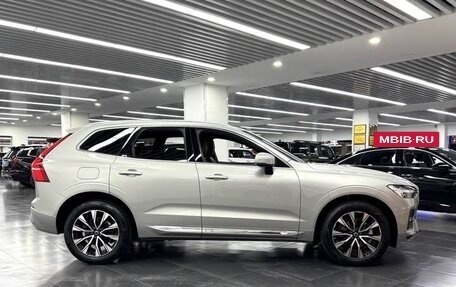 Volvo XC60 II, 2022 год, 3 250 001 рублей, 5 фотография