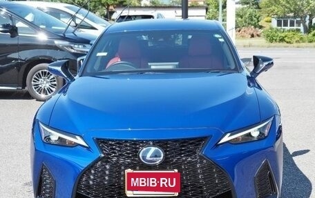Lexus IS III, 2022 год, 2 799 123 рублей, 3 фотография