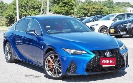 Lexus IS III, 2022 год, 2 799 123 рублей, 2 фотография