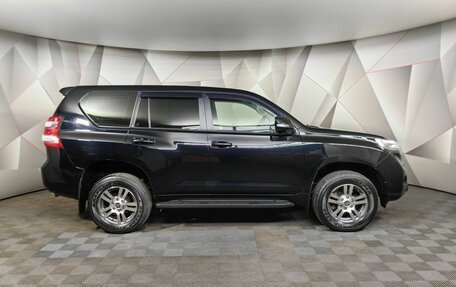 Toyota Land Cruiser Prado 150 рестайлинг 2, 2015 год, 3 185 150 рублей, 6 фотография