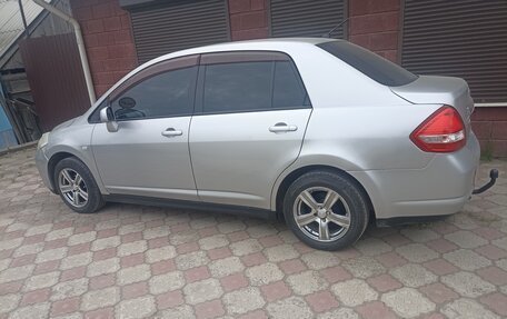 Nissan Tiida, 2006 год, 670 000 рублей, 2 фотография