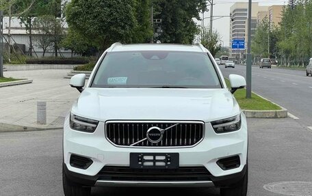 Volvo XC40 I, 2021 год, 2 200 100 рублей, 3 фотография