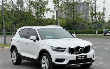 Volvo XC40 I, 2021 год, 2 200 100 рублей, 2 фотография
