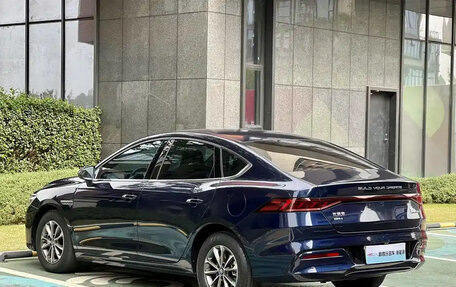 BYD Qin, 2023 год, 1 350 000 рублей, 4 фотография