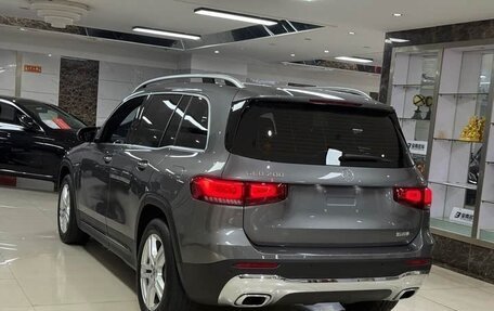 Mercedes-Benz GLB, 2022 год, 2 700 000 рублей, 6 фотография