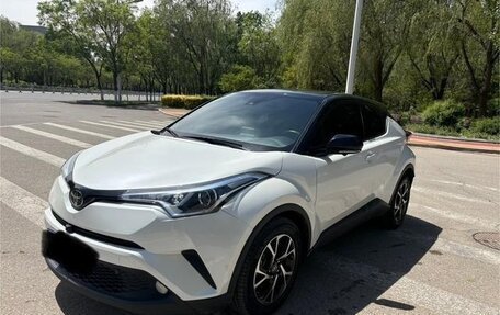 Toyota C-HR I рестайлинг, 2020 год, 1 700 441 рублей, 3 фотография
