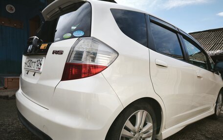 Honda Fit III, 2009 год, 980 000 рублей, 4 фотография