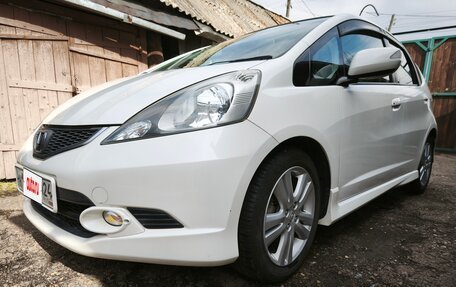 Honda Fit III, 2009 год, 980 000 рублей, 2 фотография