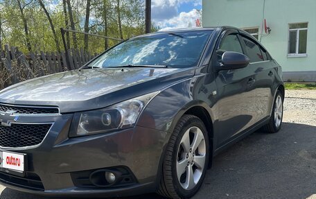 Chevrolet Cruze II, 2011 год, 800 000 рублей, 2 фотография