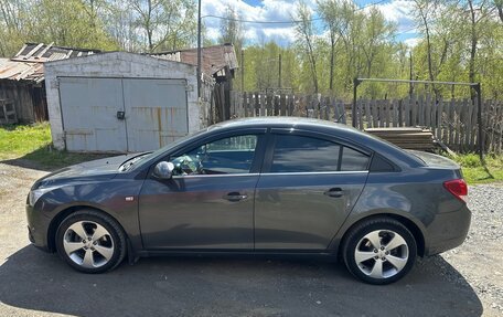Chevrolet Cruze II, 2011 год, 800 000 рублей, 6 фотография