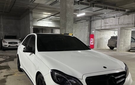 Mercedes-Benz E-Класс, 2015 год, 2 590 000 рублей, 2 фотография