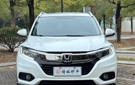 Honda Vezel, 2021 год, 1 460 000 рублей, 3 фотография