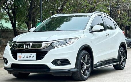 Honda Vezel, 2021 год, 1 460 000 рублей, 2 фотография
