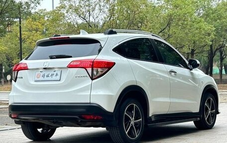 Honda Vezel, 2021 год, 1 460 000 рублей, 4 фотография