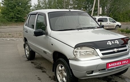 Chevrolet Niva I рестайлинг, 2006 год, 200 000 рублей, 2 фотография