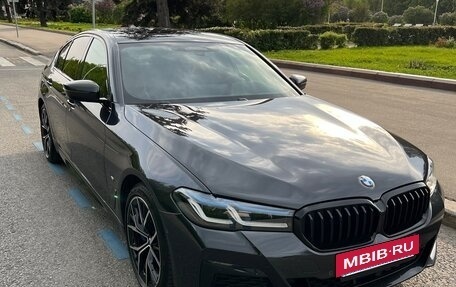 BMW 5 серия, 2021 год, 7 200 000 рублей, 2 фотография