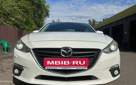 Mazda 3, 2015 год, 1 300 000 рублей, 3 фотография