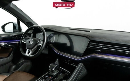 Volkswagen Touareg III, 2020 год, 5 989 898 рублей, 9 фотография