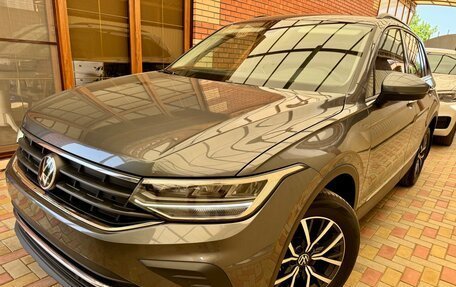 Volkswagen Tiguan II, 2021 год, 2 400 000 рублей, 4 фотография