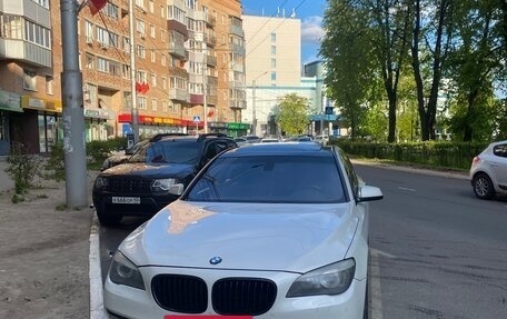 BMW 7 серия, 2011 год, 1 850 000 рублей, 4 фотография