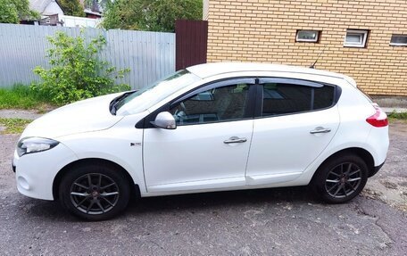 Renault Megane III, 2013 год, 679 000 рублей, 2 фотография