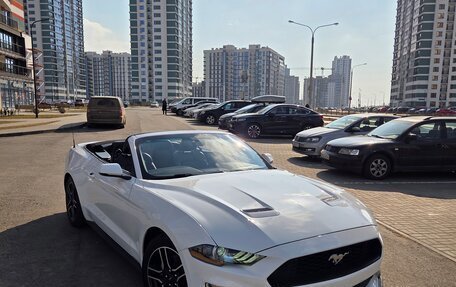 Ford Mustang VI рестайлинг, 2020 год, 2 850 000 рублей, 2 фотография