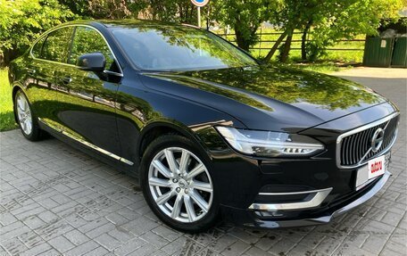 Volvo S90 II рестайлинг, 2017 год, 2 639 900 рублей, 2 фотография